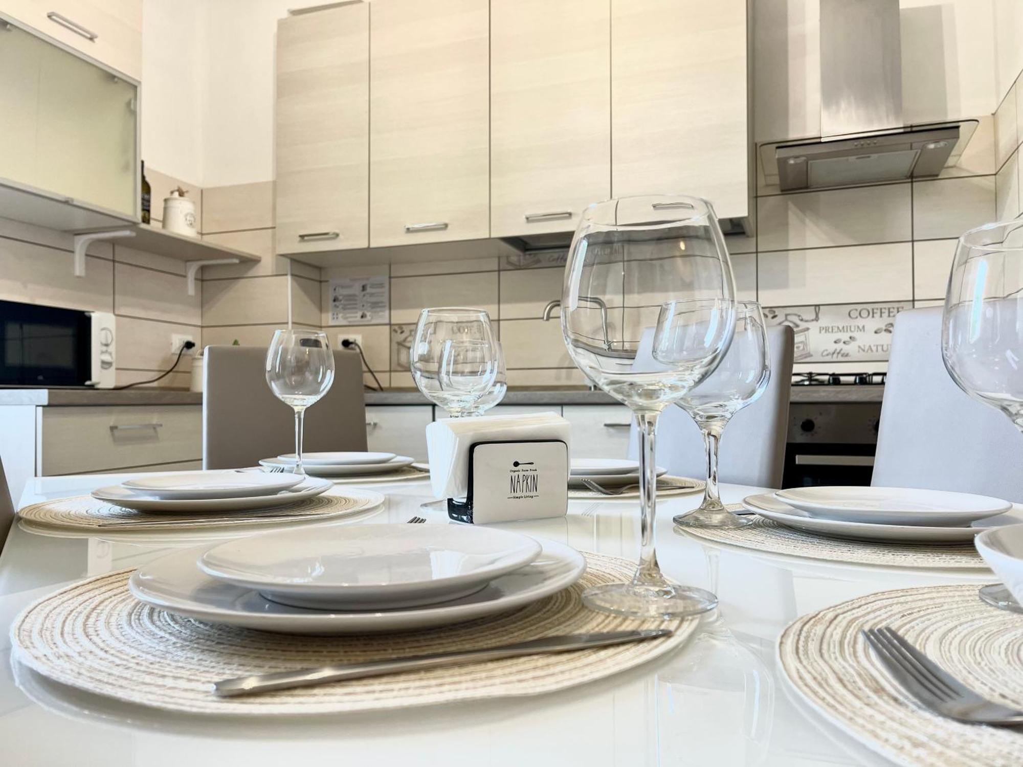 All'apulia N'23 - With Parking Apartment